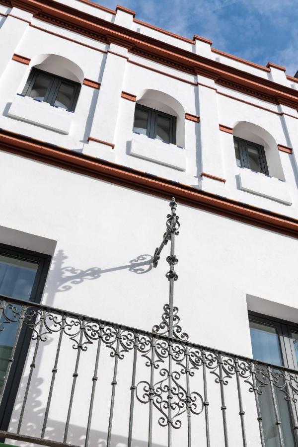 Avanti Clavel, La Terraza Te Conquistara Sevilla Kültér fotó